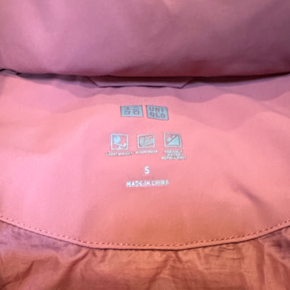Uniqlo Pink Seamless Down Jacket S - Picture 2 of 3